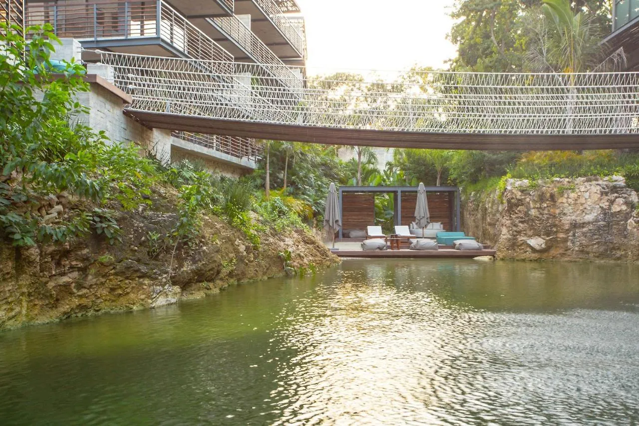 Luxury Condos Tulum - Private Cenote & Gym 0*,  墨西哥